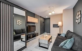 Loft House Apartment Studio z ogródkiem 3